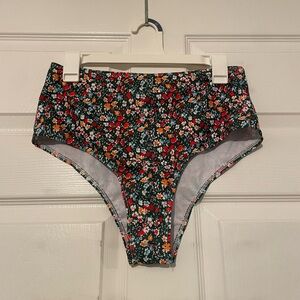 Never Worn L Floral Women’s Bikini Bottoms